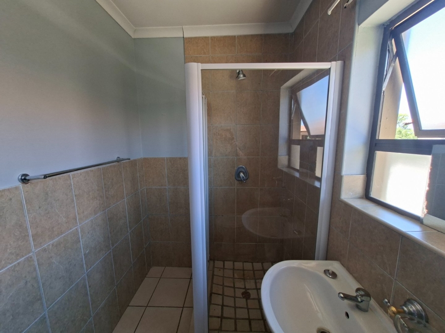 1 Bedroom Property for Sale in Potchefstroom North North West